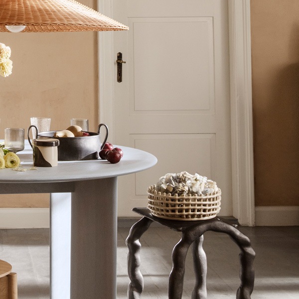 �ڤ����󤻡�Ferm Living (�ե������ӥ�) Ceramic Centrepiece (����ߥå����󥿡��ԡ���) ���եۥ磻��/�����ߥ�/������ɥ��꡼�� �̲�/�ġ���ܥå���/�Х����å�/����/��ʪ��Ǽ/����ƥꥢ/������������Ź��