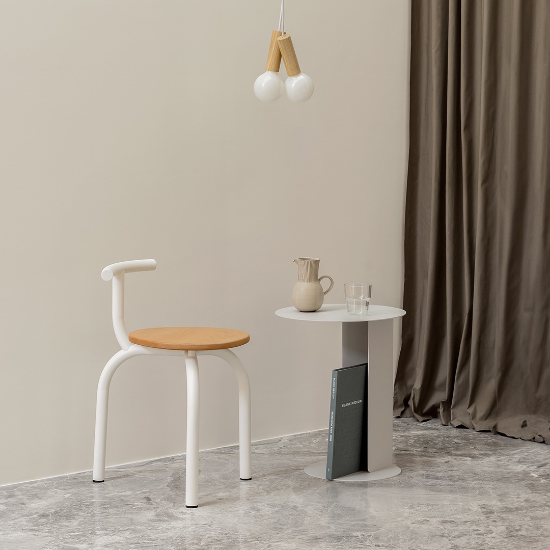 �ڤ����󤻡�esaila (��������) Kipa Table (���� �ơ��֥�) ���졼/�֥�å� ����ƥꥢ/�ȶ�/������������Ź��