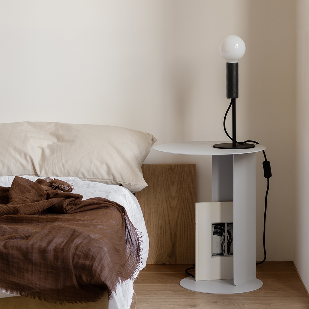 �ڤ����󤻡�esaila (��������) Kipa Table (���� �ơ��֥�) ���졼/�֥�å� ����ƥꥢ/�ȶ�/������������Ź��