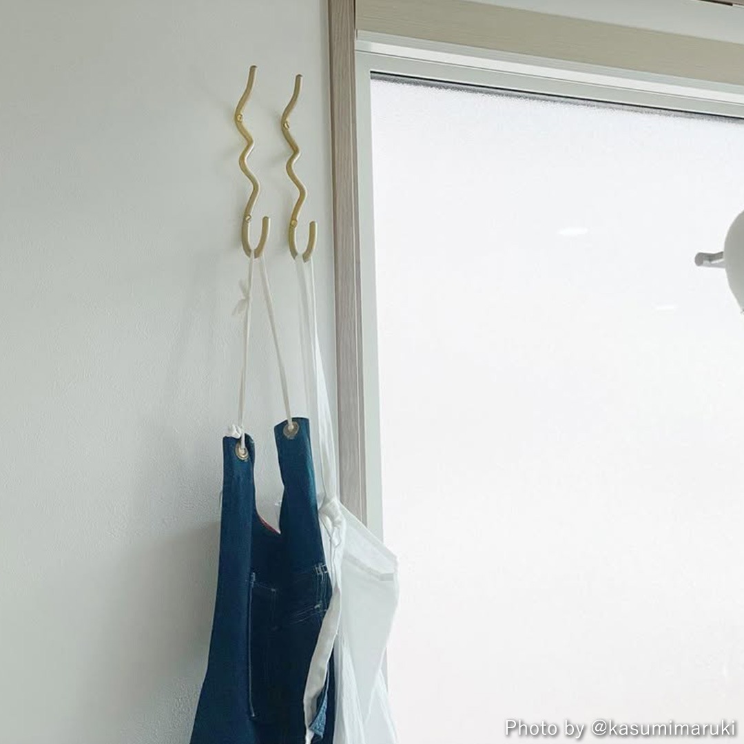 �ڤ櫓���ꡦ50%OFF��Ferm Living Curvature Hook �����Х��奢 �եå� �֥饹 �֥�å��֥饹 �̲� ����ƥꥢ �ɳݤ� �����ȥϥ󥬡� ������ �ե������ӥ� ������������Ź��