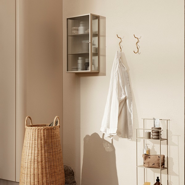 �ڤ櫓���ꡦ50%OFF��Ferm Living Curvature Hook �����Х��奢 �եå� �֥饹 �֥�å��֥饹 �̲� ����ƥꥢ �ɳݤ� �����ȥϥ󥬡� ������ �ե������ӥ� ������������Ź��