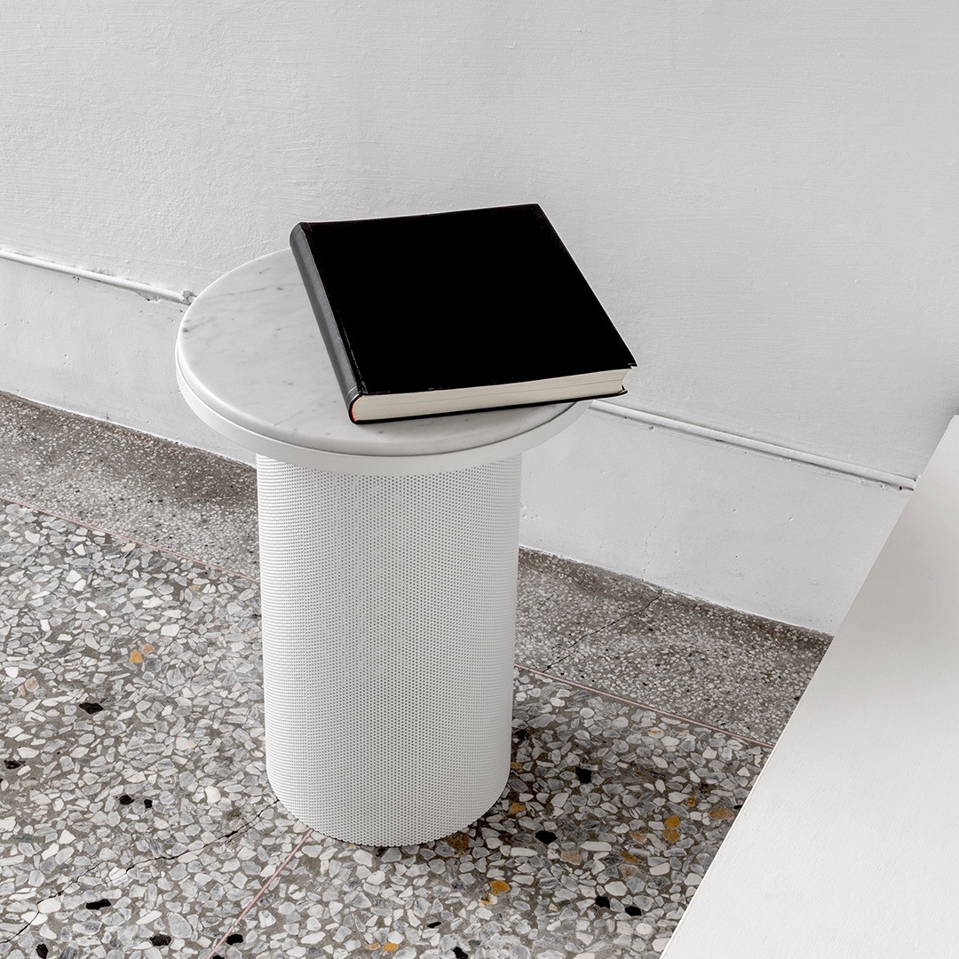 �ڤ����󤻡�esaila (��������) Pedestal Table (�ڥǥ����� �ơ��֥�) �����������/�ۥ磻�ȥե졼�ࡡ�ޥ륭����������/�֥�å��ե졼�� ����ƥꥢ/�ȶ�/������������Ź��