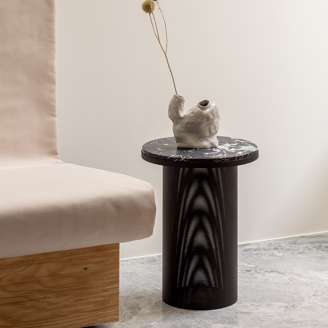 �ڤ����󤻡�esaila (��������) Pedestal Table (�ڥǥ����� �ơ��֥�) �����������/�ۥ磻�ȥե졼�ࡡ�ޥ륭����������/�֥�å��ե졼�� ����ƥꥢ/�ȶ�/������������Ź��