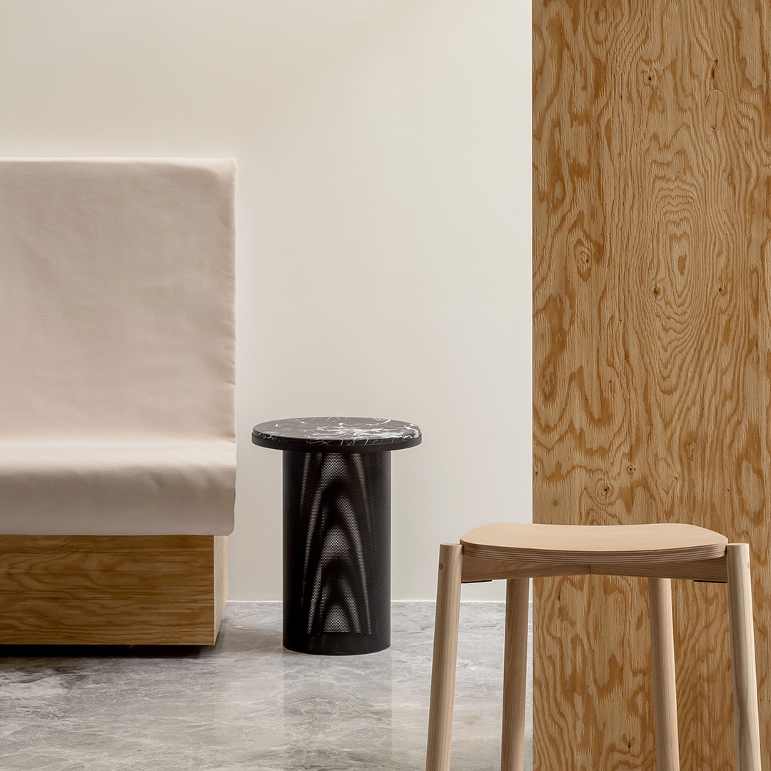 �ڤ����󤻡�esaila (��������) Pedestal Table (�ڥǥ����� �ơ��֥�) �����������/�ۥ磻�ȥե졼�ࡡ�ޥ륭����������/�֥�å��ե졼�� ����ƥꥢ/�ȶ�/������������Ź��