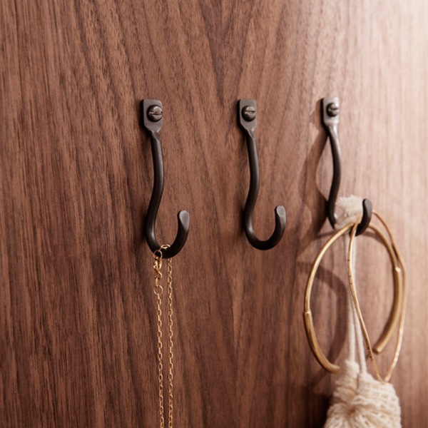 �ڤ櫓���ꡦ50%OFF��Ferm Living Curvature Hook �����Х��奢 �եå� 3�ĥ��å� �֥饹 �֥�å��֥饹 �̲� ����ƥꥢ �ɳݤ� �����ȥϥ󥬡� ������ �ե������ӥ� ������������Ź��