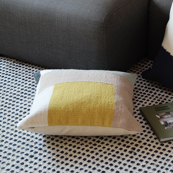 ��30��OFF��Ferm Living (�ե������ӥ�) Kelim Cushion (����९�å����) 50��50 �̲�/�ե��֥�å�/����ƥꥢ/������������Ź�ڹ���߸ˤ����