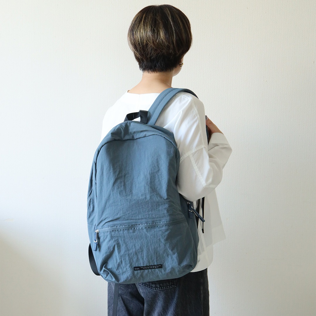 soleile ソレイル 撥水ボディバック 完売色 soleile ソレイル 撥水ボディバック チャコール 完売色