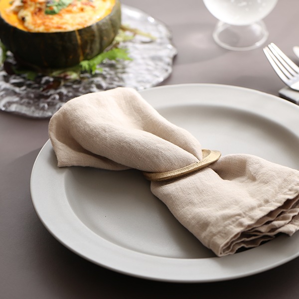 �ڤ櫓���ꡦ50%OFF��Ferm Living Flow Napkin Rings �ե��� �ʥץ����� 4�ĥ��å� �֥饹 �֥�å��֥饹 �̲� ����ƥꥢ ���ꥹ�ޥ� �ơ��֥륦���� �ե������ӥ� ������������Ź��