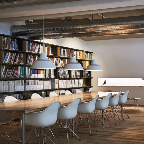 革工芸・SHIMAレザーアート・テーブルランプ・デスクランプ