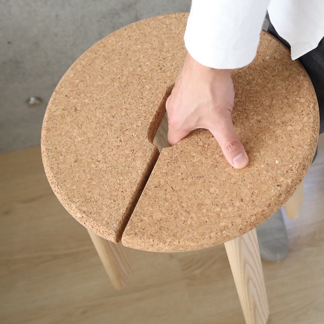 �ڤ����󤻡�esaila (��������) Bravo Stool (�֥�ܡ� ���ġ���) ���륯 �ʥ����륢�å���/�֥�å����å���/���졼���å��� ����ƥꥢ/�ػ�/������������Ź��