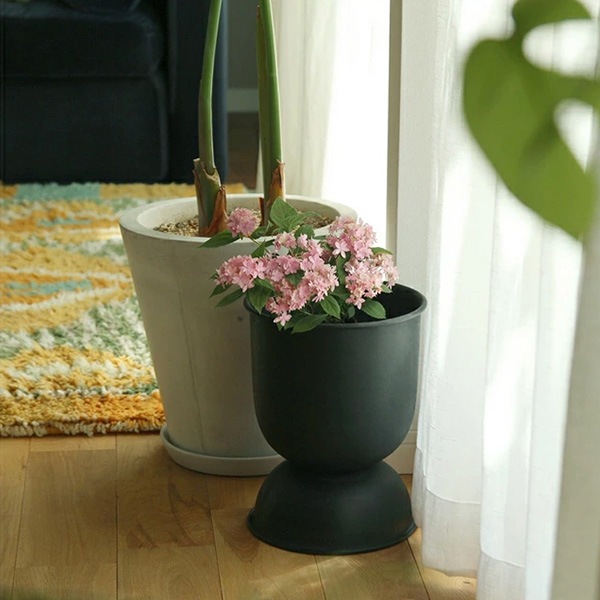 �ڤ櫓���ꡦ50%OFF��Ferm Living Hourglass Pot ������饹 �ݥå� XS �֥�å� �����ߥ� �̲� ȭ���С� ����ȭ ����ƥꥢ �ե������ӥ� ������������Ź��