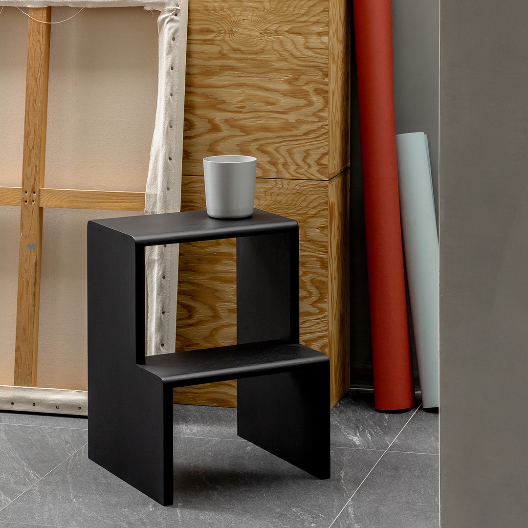�ڤ����󤻡�esaila (��������) Tova Stool (�ȡ����� ���ġ���) �ʥ����륪����/�֥�å� ����ƥꥢ/�ػ�/������������Ź��