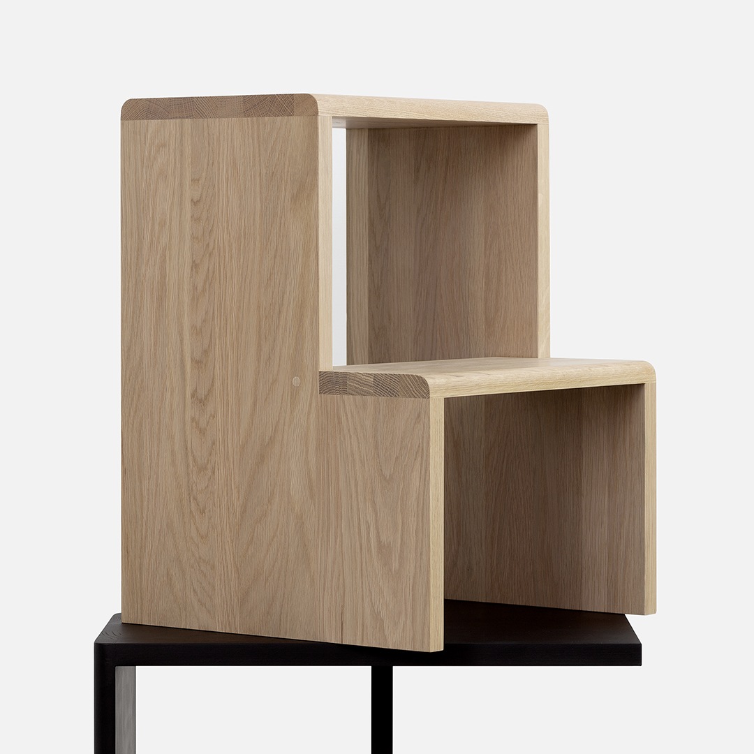 �ڤ����󤻡�esaila (��������) Tova Stool (�ȡ����� ���ġ���) �ʥ����륪����/�֥�å� ����ƥꥢ/�ػ�/������������Ź��