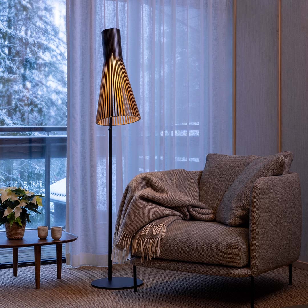 セクトデザイン フロアランプ Secto4210ブラック 北欧照明 お取り寄せ】secto design（セクトデザイン）SECTO4210 フロアランプ