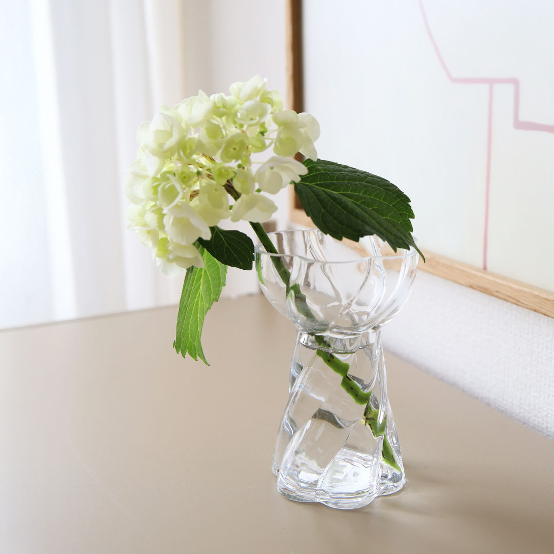 Cooee Design (���������ǥ�����) Twist Bulb Glass Vase (�ĥ����� �Х�֥��饹�١���) �̲�/����ƥꥢ/����/�庬/������������Ź��