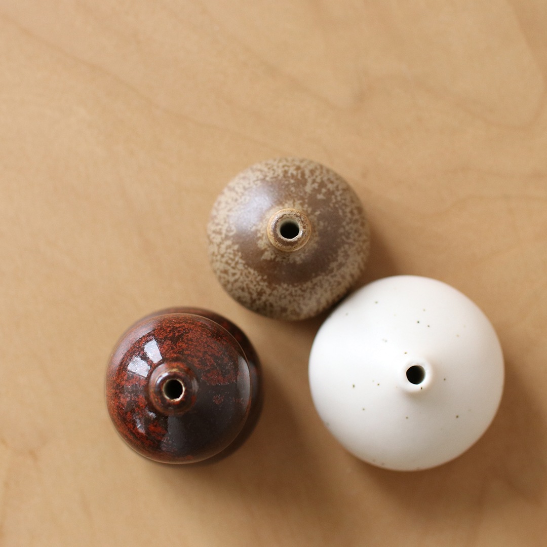 �ڤ����󤻡� Ferm Living (�ե������ӥ�) Komo Mini Vases (���� �ߥ˥١���) 3�ĥ��å� �ޥ�� �̲�/����ƥꥢ/����/���֥���/������������Ź��