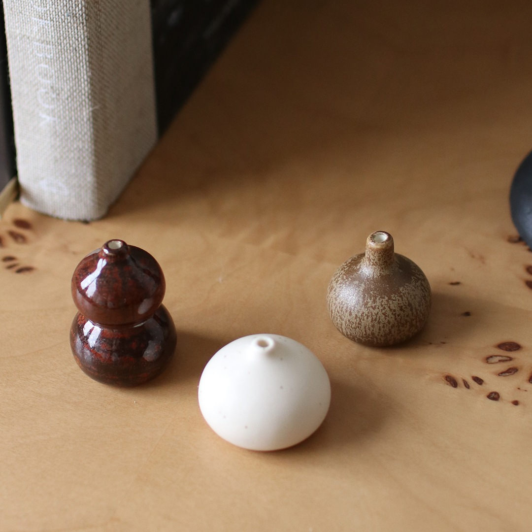 �ڤ����󤻡� Ferm Living (�ե������ӥ�) Komo Mini Vases (���� �ߥ˥١���) 3�ĥ��å� �ޥ�� �̲�/����ƥꥢ/����/���֥���/������������Ź��