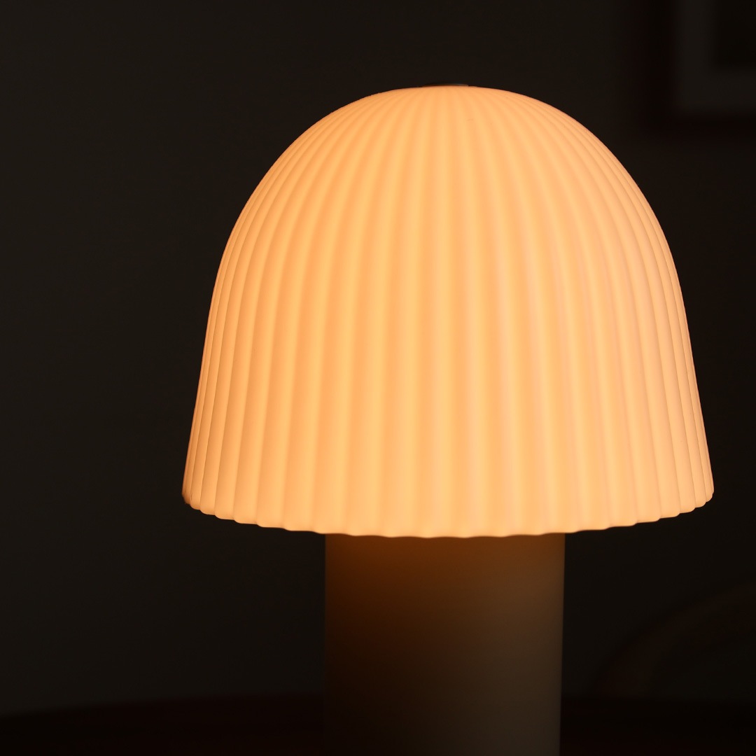 �ڤ櫓���ꡦ50%OFF��Ferm Living Frill Portable Lamp �ե�� �ݡ����֥���� �����ߥ� �̲� ����ƥꥢ ���� �ե������ӥ� ������������Ź��
