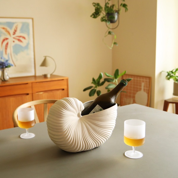 �ڤ����󤻡�Ferm Living (�ե������ӥ�)  Shell Pot(������ݥå�) ���եۥ磻�� �̲�/����ƥꥢ/����/�ե��١���/ȭ