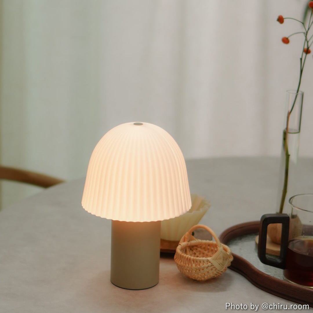 ��50��OFF��Ferm Living (�ե������ӥ�) Frill Portable Lamp (�ե�� �ݡ����֥����) �����ߥ�/������ �̲�/����ƥꥢ/����/������������Ź�ʡڹ���߸ˤ����