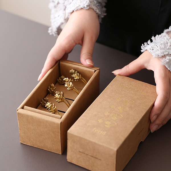 �ڤ櫓���ꡦ50%OFF��Ferm Living Forest Napkin Rings �ե��쥹�� �ʥץ����� 4�ĥ��å� �֥饹 �̲� ����ƥꥢ ���ꥹ�ޥ� �ơ��֥륦���� �ե������ӥ� ������������Ź��