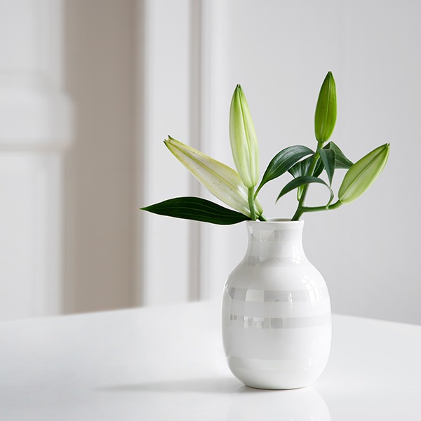 Kahler ケーラー オマジオ フラワーベース スモールs H12 5 パール 花瓶 陶器 日本正規代理店品 フラワーベース 北欧雑貨 インテリアのオンラインショップ Kozlife