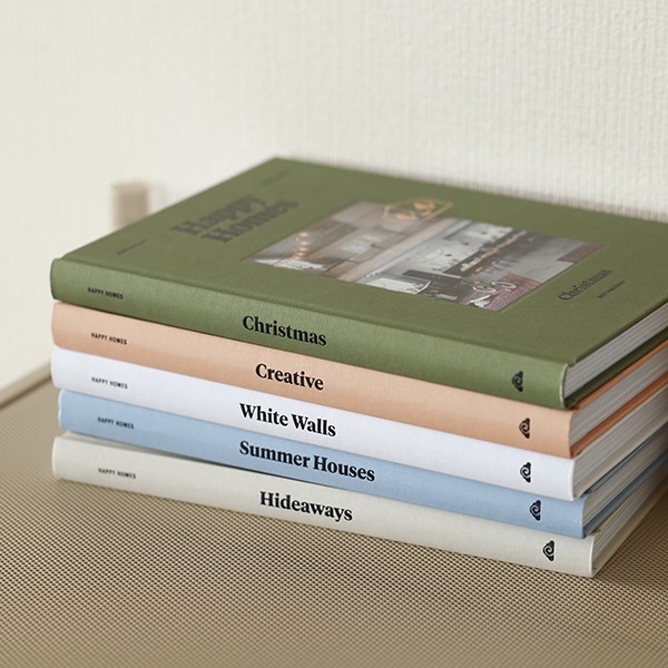COZY PUBLISHING (���������ѥ֥�å���) Happy Homes Hideaways �̲�/�ե������/��/����ƥꥢ����������եȡ�