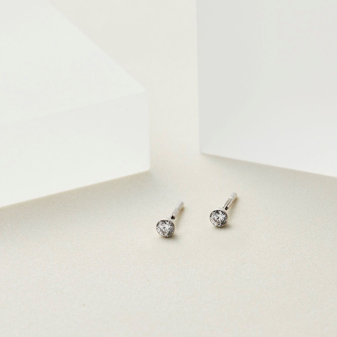 Baqless (�Хå��쥹) �ԥ��� 2.5mm Clarity�ʥ����ƥ��� �ۥ磻�� ����å��쥹/����å����η� �ڥ᡼���ء�