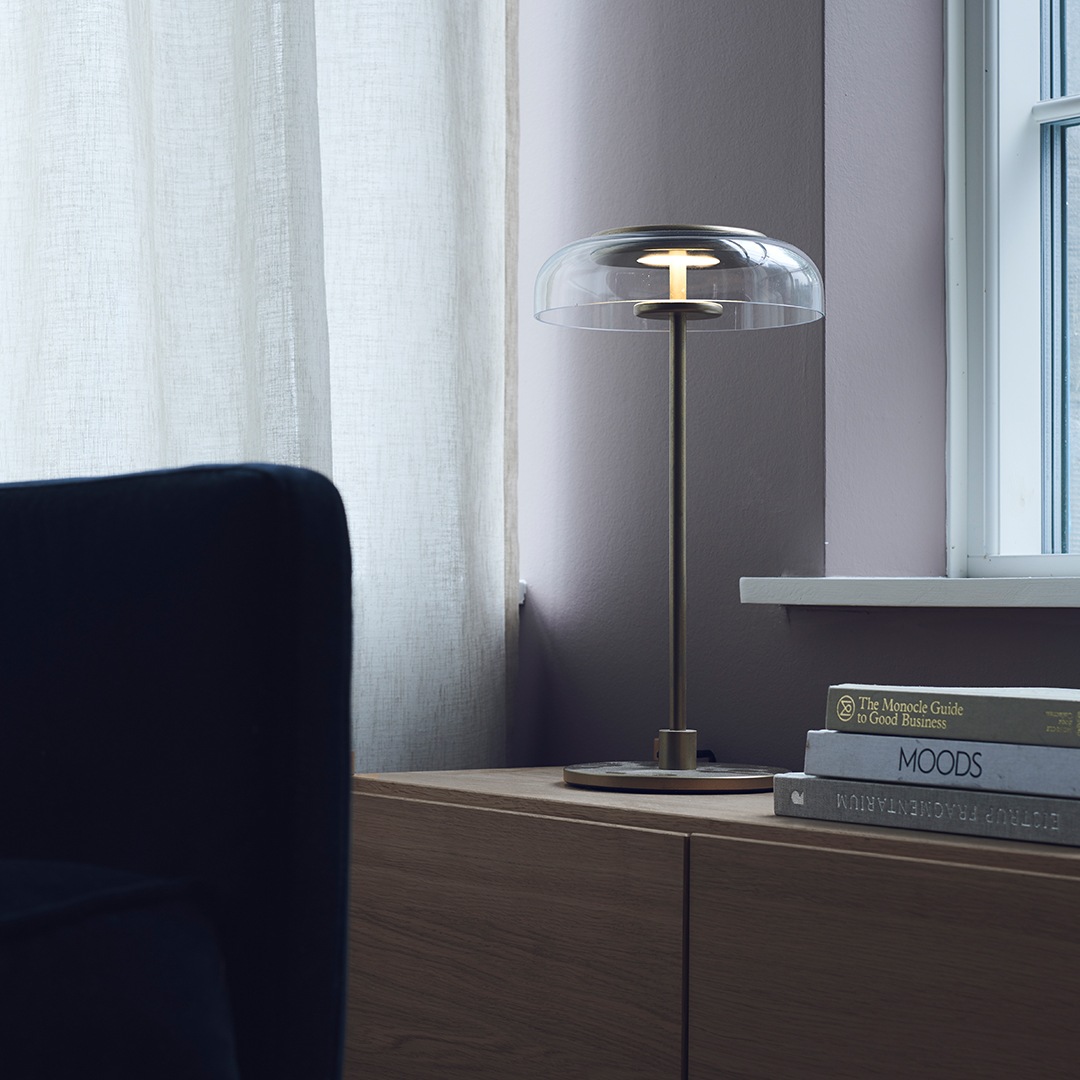 �ڤ����󤻡� NUURA (�̡���) BLOSSI TABLE (�֥��� �ơ��֥����) �������/�֥�å� ����/�̲�/����ƥꥢ/���ܾ��� ���緿������