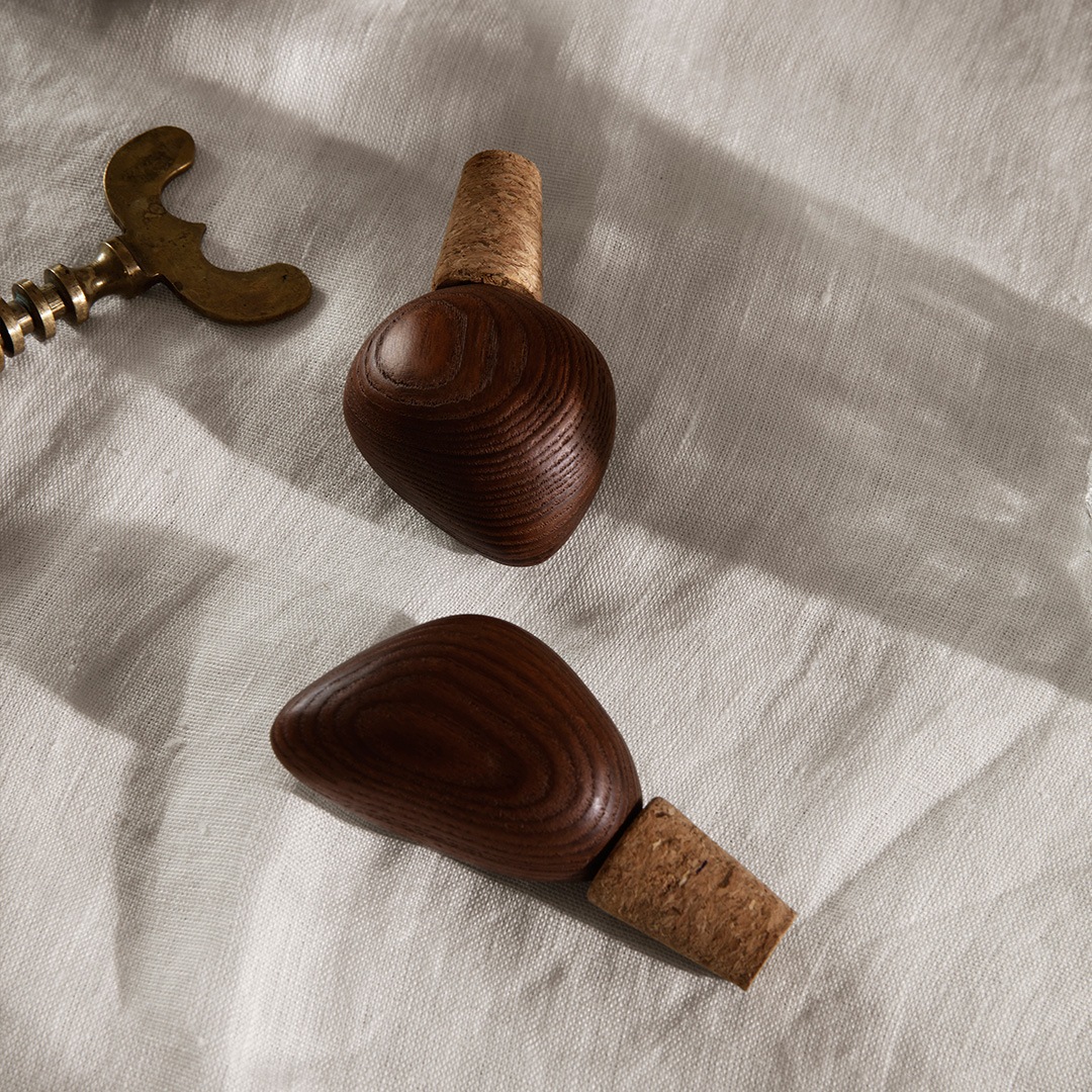��50%OFF��Ferm Living (�ե������ӥ�) Cairn Wine Stoppers�ʥ磻�󥹥ȥåѡ���2�ĥ��å� �������֥饦�� �̲�/����ƥꥢ/������������Ź��