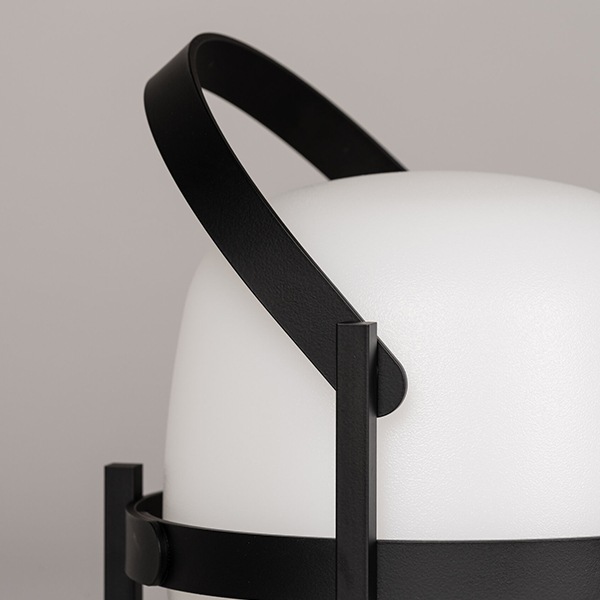 �ڤ����󤻡�SANTA&COLE (���󥿥���ɥ�����) CESTITA ALUBAT�ʥ����ƥ��� ����С� �֥�å�/���꡼�֥��꡼�� ����ƥꥢ/����/���ܾ���/LED/����/�ݡ����֥����/������������Ź��