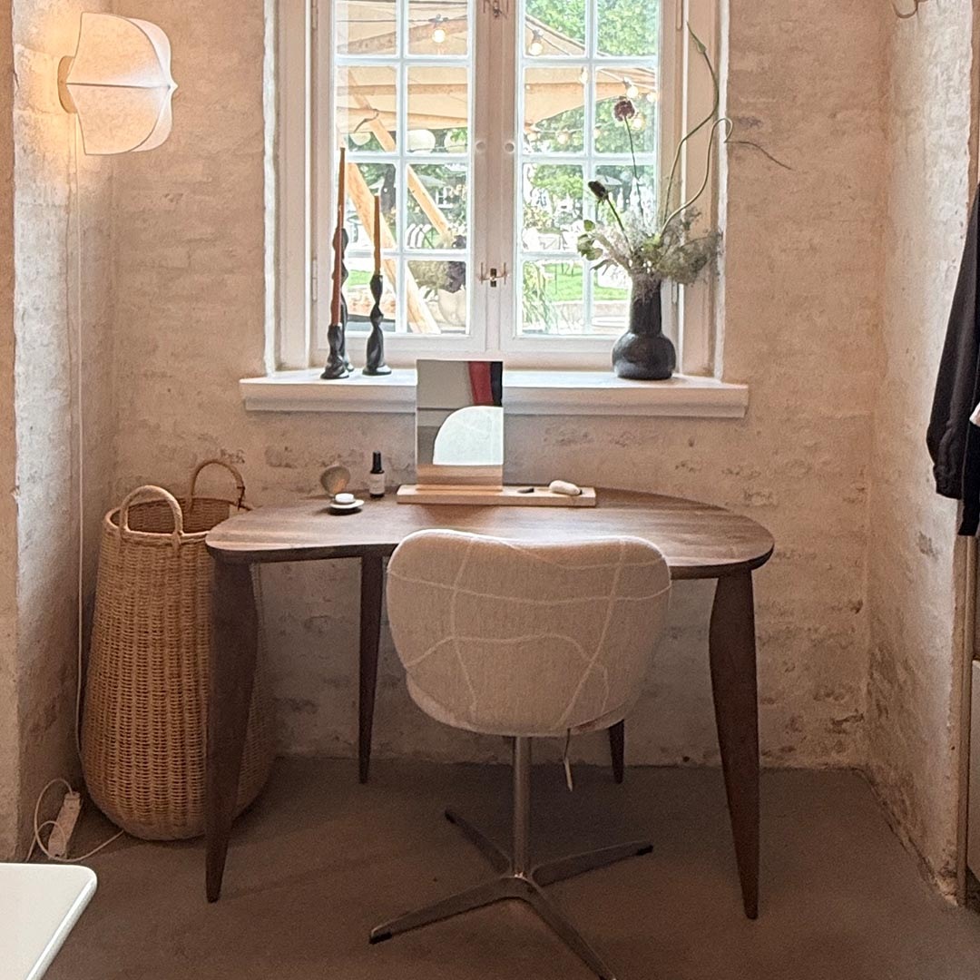 �ڤ����󤻡�Ferm Living (�ե������ӥ�) Caseta Table Mirror (�������ơ��֥�ߥ顼) �̲�/����ƥꥢ/��/������������Ź��