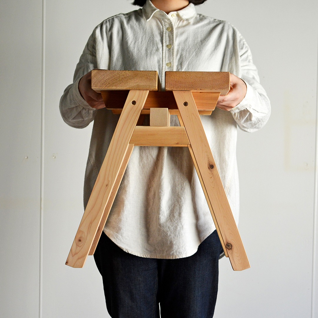 �ڤ����󤻡� �д���˼ ISHINOMAKI STOOL �������Ͽ�/ǽ�Хҥ� ���ġ���/�ȶ� �ڼ���������