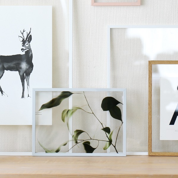 MOEBE (�ࡼ��) FRAME �ե졼�� A4 �饤�ȥ��졼 ���������/�ݥ�����/�۱�/�ɳݤ�/�̲�/����ƥꥢ