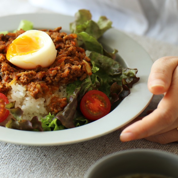 kura common (���� �����) Ena (����) ���ץ졼��/�ǥ�����/�ѥ����ץ졼�� 21cm �����ҡ��١�����/�����륰�졼/���졼�ȥ��졼���ޥå� ���ο���/����/��