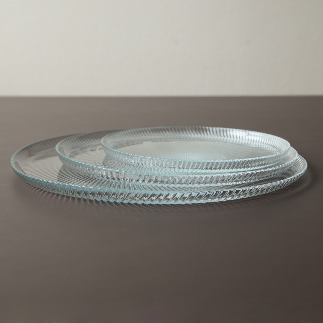 �쥹�ȥ��Υ��饹�ץ졼�� M