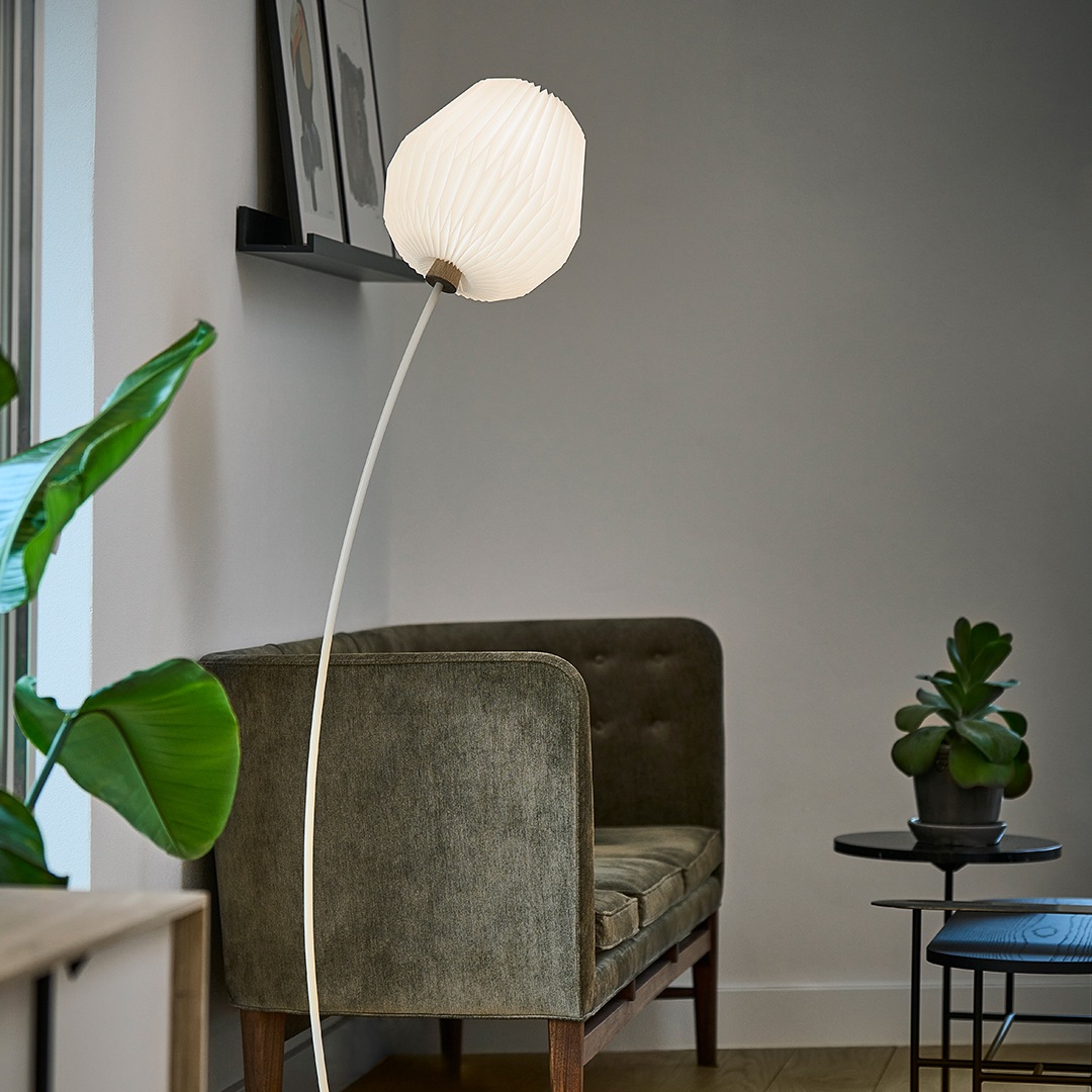 �ڤ����󤻡� LE KLINT (�졦������) BOUQUET Floor Lamp�ʥե������� �֡����� �̲�/����ƥꥢ/���ܾ���