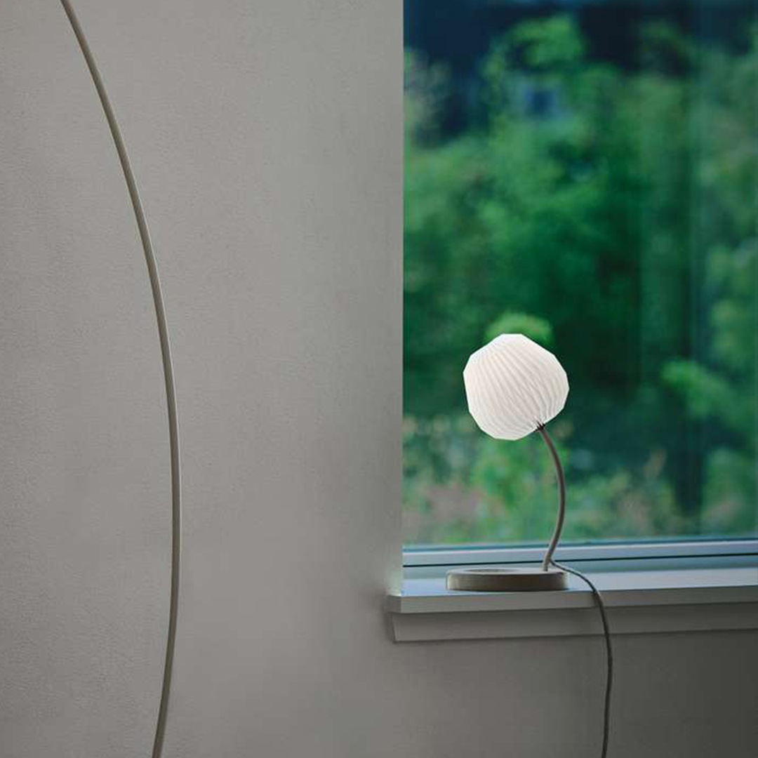 �ڤ����󤻡� LE KLINT (�졦������) BOUQUET Table Lamp�ʥơ��֥���� �֡����� �̲�/����ƥꥢ/���ܾ���