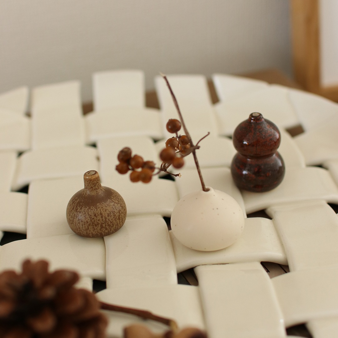 �ڤ����󤻡�Ferm Living (�ե������ӥ�) Plait Platter (�ץ쥤�ȥץ�å����� ���եۥ磻�� /������ɥ��꡼�� �̲�/����ƥꥢ/������������Ź��