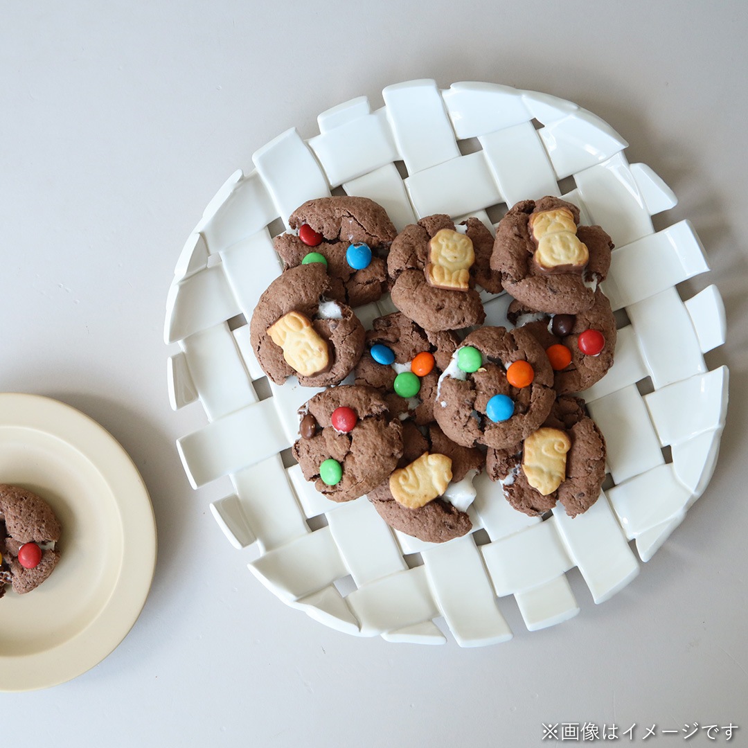 �ڤ����󤻡�Ferm Living (�ե������ӥ�) Plait Platter (�ץ쥤�ȥץ�å����� ���եۥ磻�� /������ɥ��꡼�� �̲�/����ƥꥢ/������������Ź��