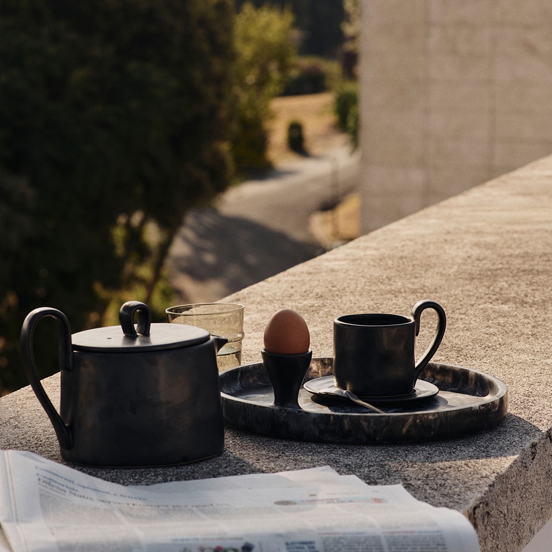 ��20��OFF��Ferm Living (�ե������ӥ�) Mist Round Tray (�ߥ��� �饦��ɥȥ졼) 30cm ���㥳����/������� ���եۥ磻��/�ѡ���/���奬������� �̲�/����ƥꥢ/�ƥ��å��奱����/������������Ź�ʡڹ���߸ˤ����