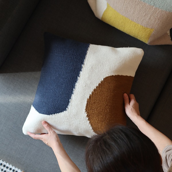 �ڤ櫓���ꡦ50%OFF��Ferm Living Kelim Cushion ����९�å���� 50��50 �̲� �ե��֥�å� ����ƥꥢ �ե������ӥ� ������������Ź��