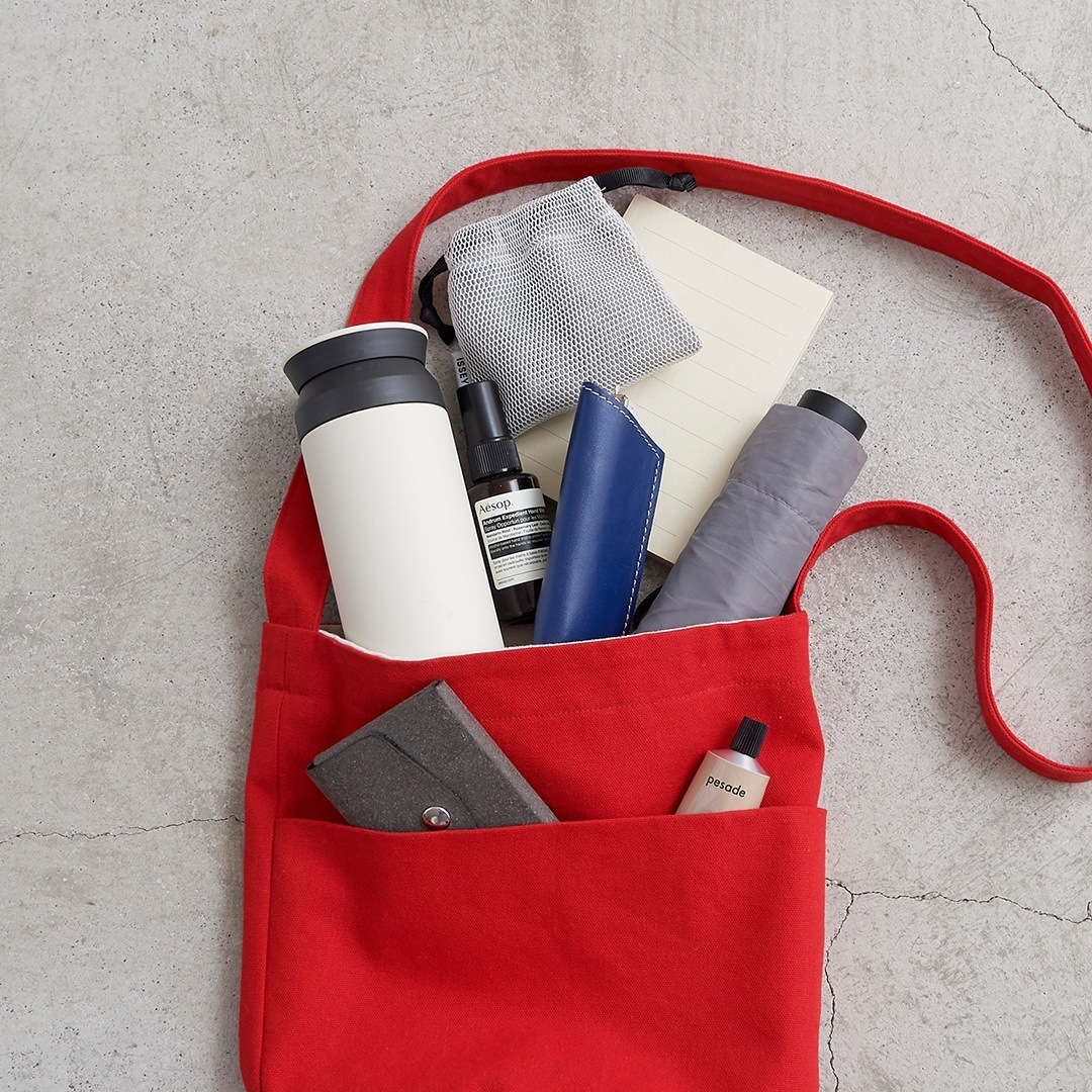 pouto (�ݥ���) CANVAS BUCKET SHOULDER BAG(�����Х� �Х��� �������� �Хå�) �ʥ�����/���졼/��å�/�֥�å�/�֥롼 ����/�Хå�����Хå�/��ʪ����/����ץ�/̵��/�˽�����
