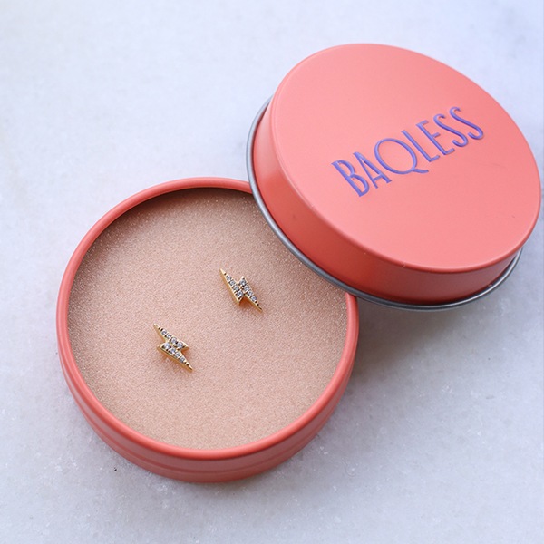 【美品】BAQLESS 落ちないピアス　サンダーボルト 000000005287_Hwb2R8D.jpg