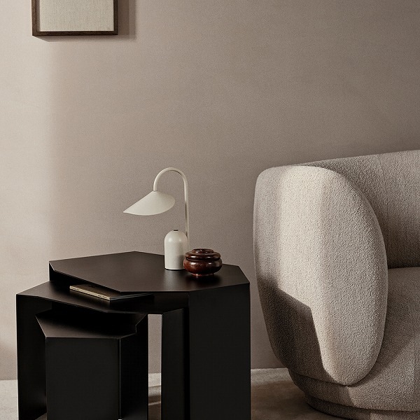 ��30��OFF��Ferm Living (�ե������ӥ�) Arum portable lamp (������� �ݡ����֥����) ��9�� �̲�/����ƥꥢ/����/�ݡ����֥���סڹ���߸ˤ����