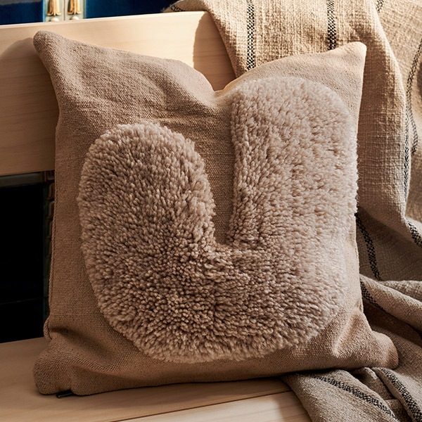 �ڤ����󤻡�Ferm Living (�ե������ӥ�) Lay Cushion (�쥤 ���å����) �֥饤�ȥ֥롼/���奬�������/�������֥饦��/�ۥ磻�� �̲�/�ե��֥�å�/����ƥꥢ/������������Ź��