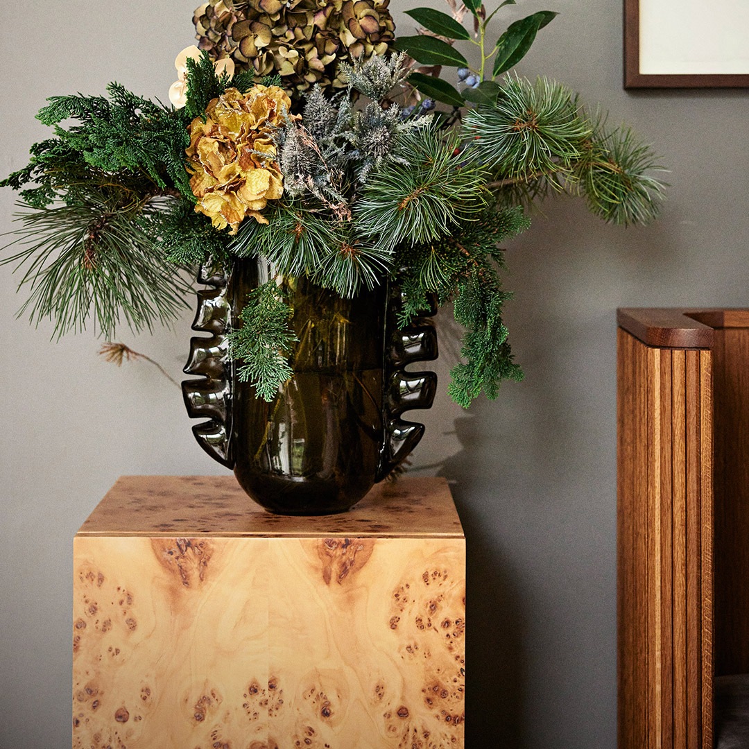 �ڤ����󤻡�Ferm Living (�ե������ӥ�) Burl Side Table (�С��� �����ɥơ��֥�) �̲��ǥ�����/����ƥꥢ/�ȶ�/��Ǽ/������������Ź��