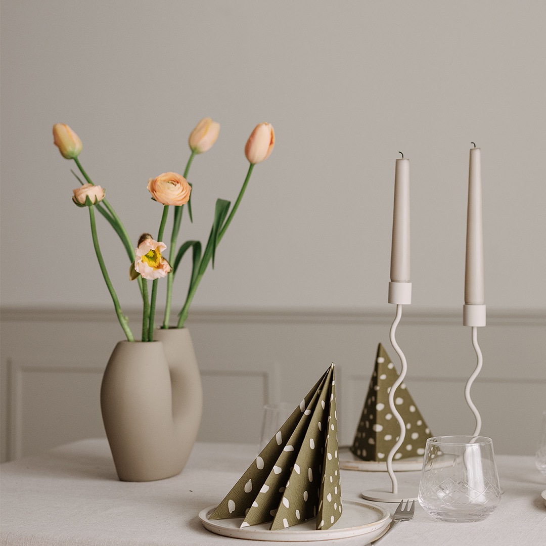 Cooee Design (���������ǥ�����) Frodig Vase (�ե����ǥ� �١���) �֥�å�/�ء�����ʥå�/����� �̲�/����ƥꥢ/����/������������Ź��