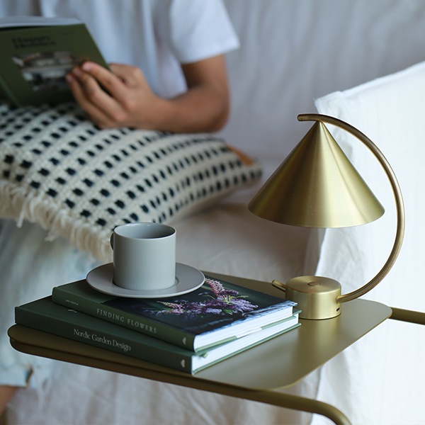 ��30��OFF��Ferm Living (�ե������ӥ�) Level Side Table�ʥ�٥륵���ɥơ��֥�� �̲�/����ƥꥢ/������������Ź�ʡڹ���߸ˤ����