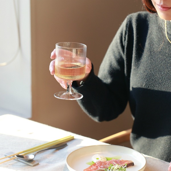 �ڤ櫓���ꡦ50%OFF��Ferm Living Ripple Wine Glasses ��åץ� �磻�󥰥饹 2�ĥ��å� ���ꥢ �ե����� �̲� ���饹���� �ե������ӥ� ������������Ź��